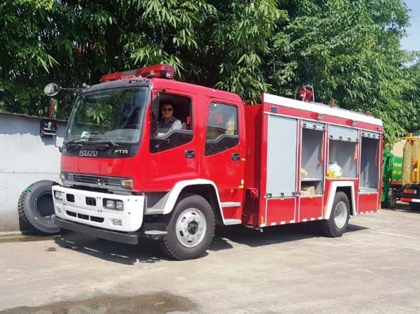 Xe cứu hỏa, chữa cháy ISUZU 6 khối (5 khối nước - 1 khối bọt)