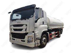 Xe phun nước rửa đường 14 khối (m3) ISUZU Giga