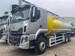 Xe xitéc (bồn) chở xăng dầu Chenglong 18 khối 18m3